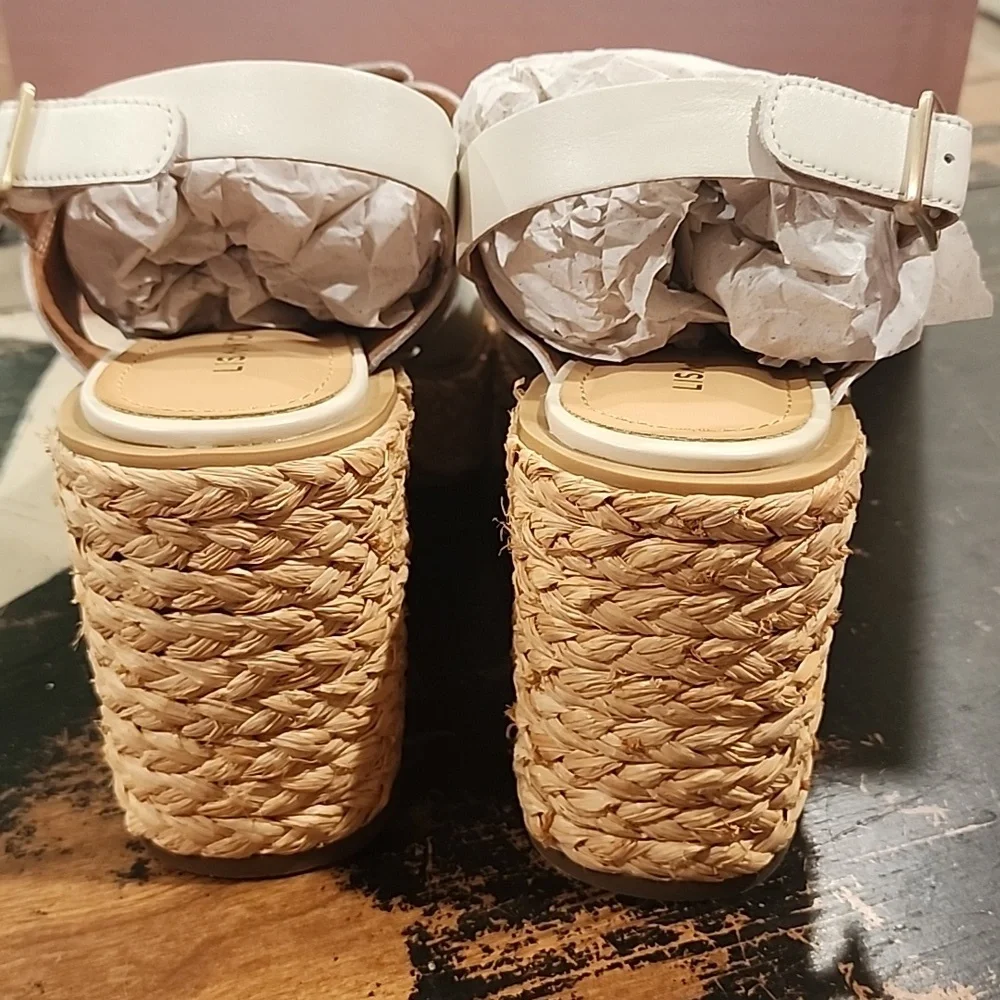 Lisa & Vicky Just-V White Leather Strappy Platform New In Box 9.5
